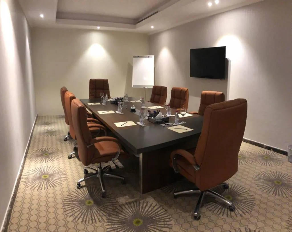 Holiday Plus Al Salamh- هوليداي بلس السلامه Jeddah Hotel