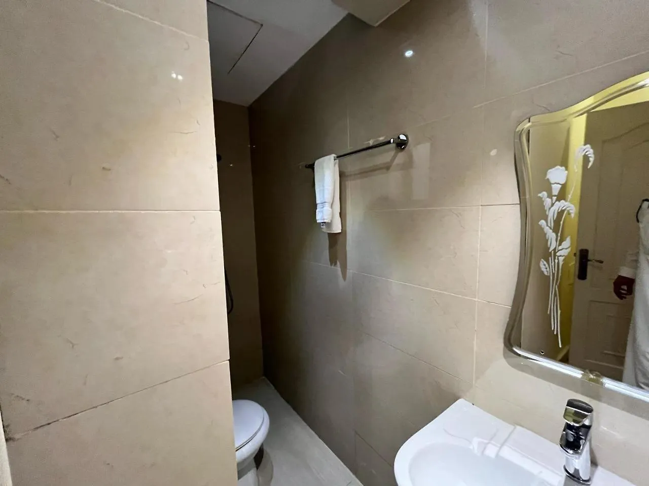 Holiday Plus Al Salamh- هوليداي بلس السلامه Jeddah Hotel